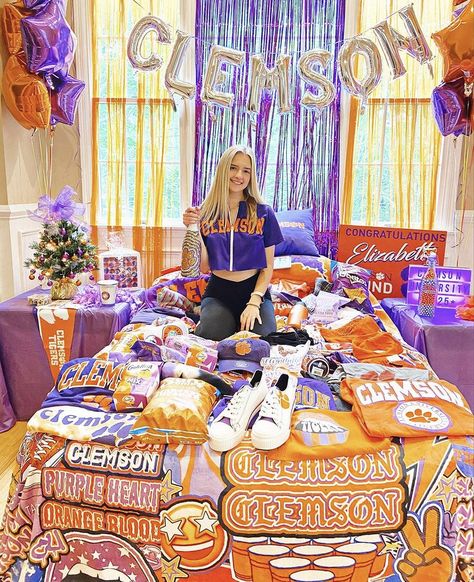 Clemson Bed Party, Clemson Graduation Party, College Reveal Ideas, Clemson University Aesthetic, Clemson Party, Clemson Dorm, University Goals, Clemson South Carolina, College Announcements