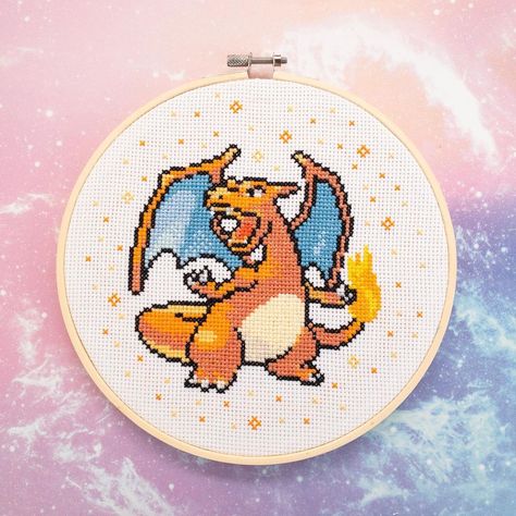 Charizard Cross Stitch, Cross Stitch Pokemon, Charmander Cross Stitch, Stitch Pokemon, Stitch Things, Pokemon Cross Stitch, Pixel Art Pokemon, Pokemon Pattern, Art Pokemon