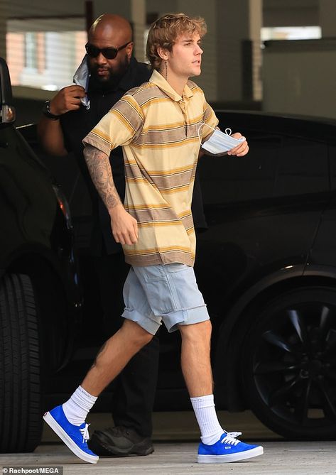 Vans Outfit Men, Justin Bieber Outfits, Justin Bieber Style, Jordan Outfit, Vans Outfit, Outfits Retro, Mens Outfit Inspiration, Fashion Suits For Men, Mens Fashion Streetwear