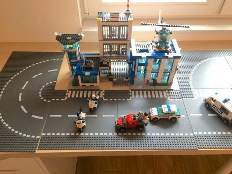 Diy Lego, Train Table, Ikea Hacks, Lego City, Play Area, Ikea Hack, Boy's Room, Lego, Van