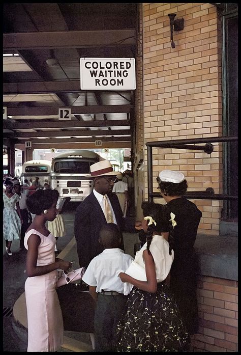 Gordon Parks Photography, Life Magazine Photos, Gordon Parks, Magazine Images, Rare Images, Jim Crow, Photographers Life, Famous Photographers, National Gallery Of Art