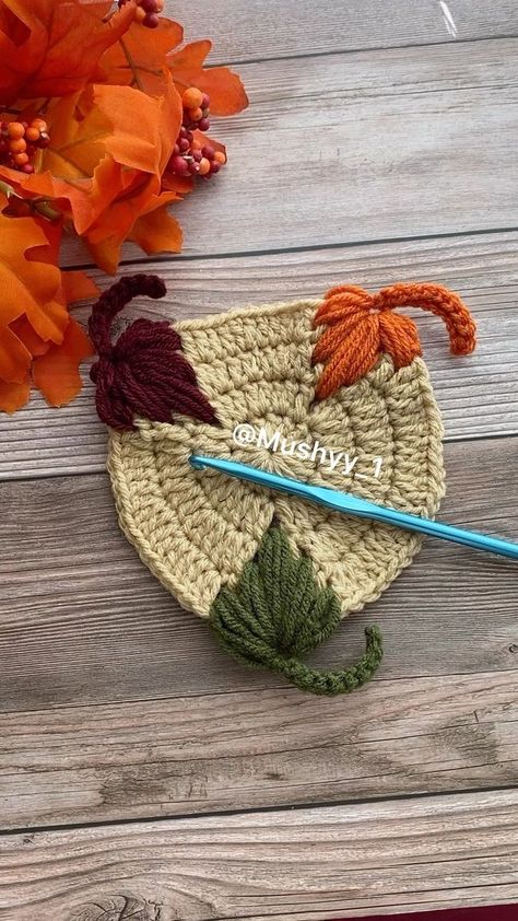 Crochet Maple Leaf, Leaf Coasters, 2023 Crochet, Coasters Crochet, Leaf Crafts, Autumn Crafts, Crochet Art, Yarn Art, Fall Vibes