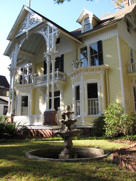 Brunswick Georgia, Georgia House, Victorian Exterior, Victorian Style House, Victorian Style Homes, Lots Of Windows, Yellow House, Victorian Mansions, Southern Homes