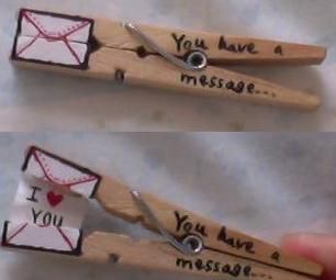 Clothespin Valentine Message Hadiah Valentine, Valentines Bricolage, Kerajinan Diy, 카드 디자인, Cadeau Diy, Diy Valentines Gifts, Crafty Craft, Say I Love You, Cute Crafts