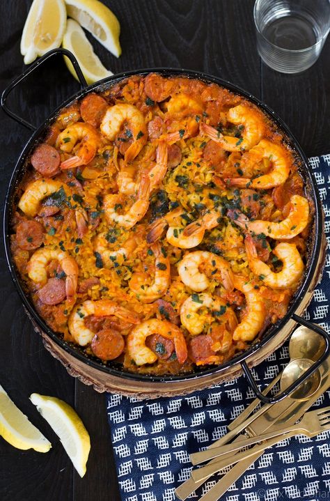 Whip up a delightful Shrimp and Chorizo Paella that's both simple to prepare and packed with authentic Spanish flavors, sure to impress any gathering. Chorizo Paella Recipe, Shrimp And Chorizo, Spanish Paella Recipe, Food Food Recipes, Chorizo Paella, Easy Paella, Airstream Camping, Food Recipes For Dinner, Pollo Recipe