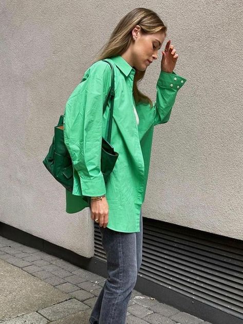 Bright Shirts Are Trending—10 Chic Ways to Style Them How To Style Oversized Linen Shirt, Bright Shirt Outfit, Bright Green Shirt Outfit, Statement Shirt Outfit, Oversized Shirt Outfit Street Style, Green Linen Outfit, Ways To Style Oversized Shirt, Poplin Shirt Outfit, Green Shirt Outfits