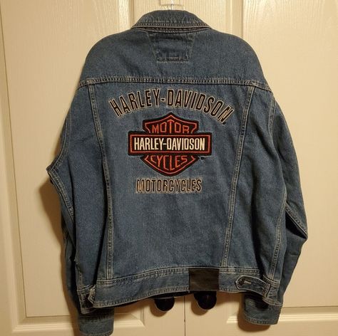 Harley-Davison jean jacket, size xl, denim Harley Davidson Womens Clothing, Harley Davidson Jean Jacket, Harley Davidson Vest, Harley Davidson Jeans, Biker Denim, Harley Davidson Clothing, Harley Davidson Jacket, Vintage Denim Jacket, Jacket Outfit