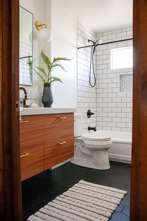 MCM-inspired black and brass bathroom reno BUDGET! Black And Brass Bathroom, Gorgeous Bathroom Tile, Mcm Bathroom, Modern Bathroom Renovations, Small Laundry Room Makeover, Mid Century Modern Bathroom, Modern Bathroom Remodel, Mid Century Bathroom, One Room Challenge