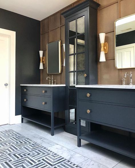 Beautiful modern bathroom with wood paneled accent wall, double indigo blue vanities, and brass accents Masculine Bathroom, Home Luxury, Bathroom Renos, House Bathroom, Bath Design, Beautiful Bathrooms, Guest Bathroom, Amazing Bathrooms, Luxury Bathroom