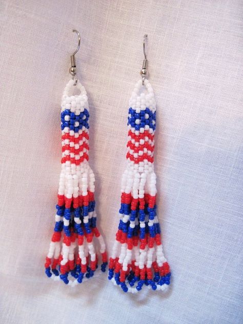 Seed Bead Bracelets Tutorials, Woven Jewelry, Beaded Items, Patriotic Earrings, Beaded Banners, Seed Bead Crafts, Patriotic Jewelry, Beaded Earrings Native, Holiday Beading