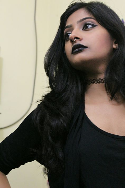 #indian #goth #altmakeup #brownskinblackmakeup #blacklipstick #grunge #punk Gothic Indian Fashion, Indian Goth Aesthetic, Goth Indian Girl, Desi Goth Aesthetic, Desi Punk, Indian Grunge, Indian Punk, Indian Goth, Latina Goth