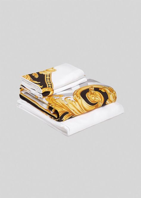 Gucci Bed Sheet, Pink Versace Bedding, Versace Bed Set, Versace Furniture, Versace Bedding, Baroque Bed, Luxury Bedspreads, Black Amd Gold Bed Sheets, Designer Bed Sheets