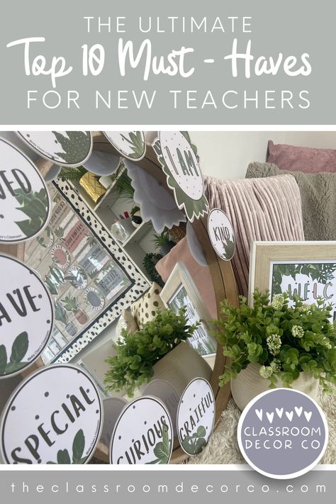 Create an super organized and super stylish classroom. Have everything right where you need it ♥ This 'Ultimate Classroom Decor List' will make sure you have everything you need to setup and organise your classroom for the coming year. Ikea Classroom, Stylish Classroom, Beautiful Classroom, Classroom Learning Space, Perfect Classroom, Teacher Classroom Decorations, Super Organized, Drawer Labels, Teacher Must Haves