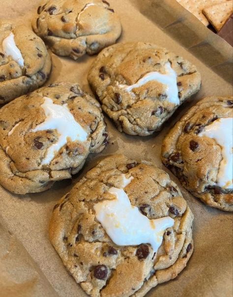 Cookie Dough Smores, Breakfast For Dinner Ideas, Cookies Smores, Smore Cookies, Smores Cookie, Cookies Aesthetic, Biscuits Graham, Meal Inspiration, Food Cookies