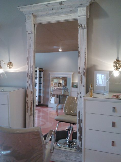 Tall mirror but in a steel blue at Ashley - for dining room Shabby Chic Salon, Small Salon, Home Hair Salons, Hair Salon Design, Salon Suites Decor, Salon Stations, Hair Salon Decor, Chic Mirror, Salon Suites