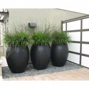 Large Black Planter - Ideas on Foter Big Pots, Large Outdoor Planters, Have Inspiration, Outdoor Pots, Garden Containers, Back Garden, Outdoor Planters, Pool Landscaping, Small Gardens