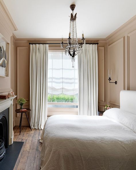 Kerri Lipsitz, End Of Bed Ideas, Sanctuary House, Breakfast Room Green, Smoked Trout, Timeless Interior, Simple Curtains, Farrow And Ball Paint, Let It Flow