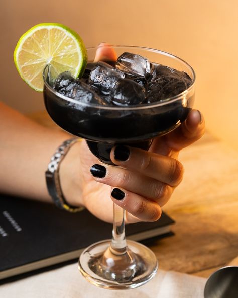 Black Magic Margarita recipe Drink With Tequila, Black Margarita, Mixology Drinks, Mezcal Tequila, Traditional Margarita, Black Food Coloring, Gin Liqueur, Dark Mysterious, Best Cocktail Recipes