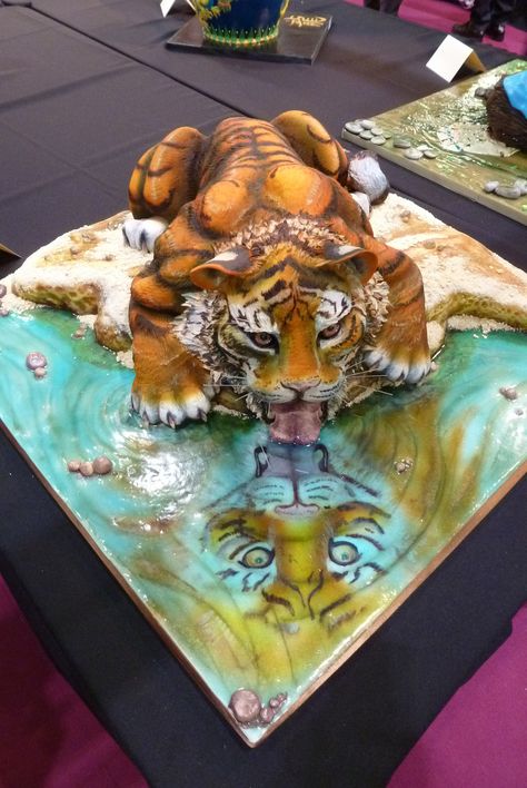 Tiger Cake, Cake International, Realistic Cakes, Cool Cake Designs, Cupcakes Decorados, Tiger Tiger, Animal Cakes, Incredible Edibles, Crazy Cakes