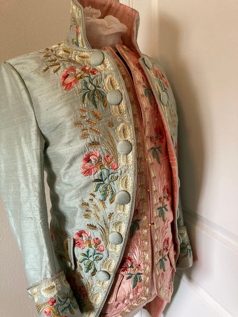 Men's 18th Century, Rococo, 1780s French Court Ensemble - Made To Order SIZES 34 to 56 18th Century French Fashion Men, Rococo Fashion 18th Century, Court Outfits, 18th Century French Fashion, 18th Century Mens Fashion, Historical Embroidery, Court Outfit, Behind The Scenes Pictures, Embroidered Waistcoat