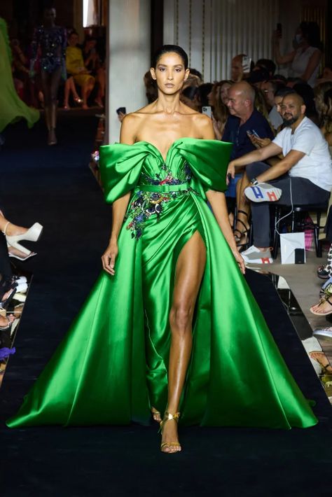 Zuhair Murad Fall 2022, Fall 2022 Couture, 2022 Couture, Zuhair Murad Haute Couture, Singapore Fashion, Gareth Pugh, Taffeta Dress, Lela Rose, Couture Runway