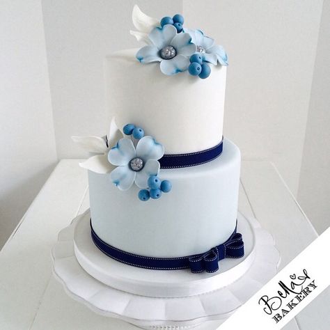 Blue cake Weddings Idea, Elegant Cake, Special Cakes, Buttercream Cakes, Engagement Cakes, Elegant Cakes, Cake Gallery, Special Cake, Cake Designs Birthday