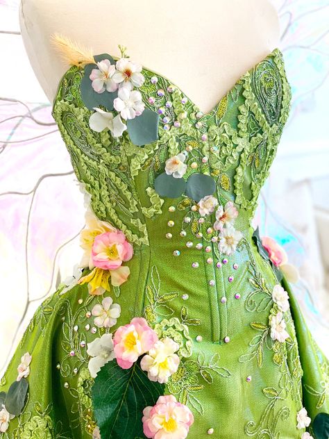 Fairy Dress Diy, Fairy Costume Aesthetic, Tinkerbell Cosplay, Iridescent Organza, Garden Fairy Costume, Tinkerbell Dress, Tinkerbell Costume, E6000 Glue, Assorted Flowers