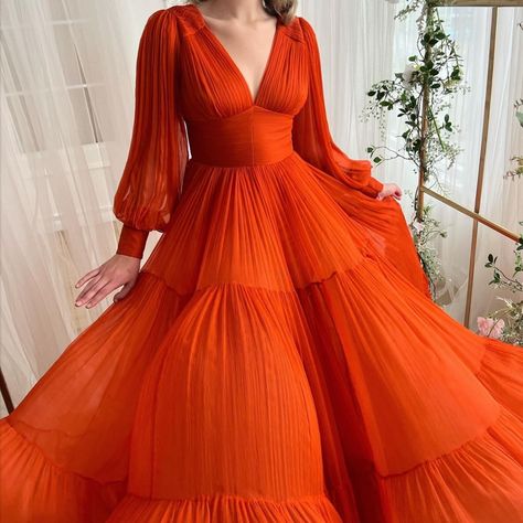 All Posts • Instagram Teuta Matoshi Dresses, Matoshi Dress, Teuta Matoshi, Ladies Fancy Dress, Dresses Fall, Refashion Clothes, Couture Collection, African Clothing, Fall Dresses