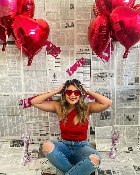 Valentines Day Group Photoshoot Ideas, Valentine’s Day Photo Backdrop, Newspaper Photoshoot Valentines, Newspaper Valentines Photoshoot, Valentines Day Photoshoot Ideas Women, Valentine’s Day Photo Shoot, Valentines Day Photo Shoot, Vday Photoshoot, Valentines Minis