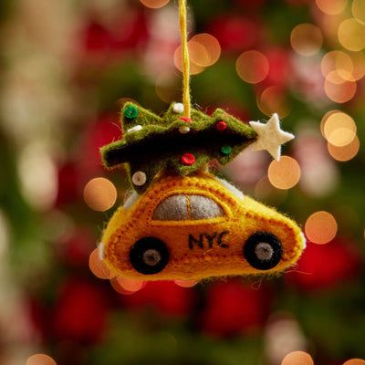 Nyc Ornament, Nyc Taxi, New York City Christmas, Diy Felt Christmas Tree, York Christmas, City Christmas, Christmas Bunny, Christmas Experiences, Nyc Christmas