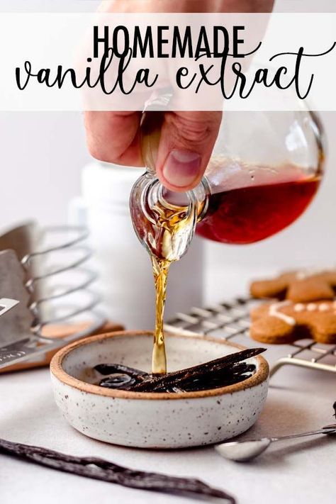 Homemade vanilla extract is so simple. Only 2 ingredients and about 6 weeks of steeping and you’re on your way to your own high-quality flavoring! | homemade vanilla extract recipe | homemade vanilla extract gift ideas | homemade vanilla extract christmas gift | homemade vanilla extract vodka | homemade vanilla extract with rum | homemade vanilla extract brandy | homemade vanilla extract with brandy | homemade vanilla extract with vodka | how to make vanilla extract from vanilla beans Vanilla Extract Christmas Gift, Homemade Vanilla Extract Gift, Extract Recipe Homemade, Vanilla Extract Recipe Homemade, Vanilla Extract Gift, Christmas Gift Homemade, Gift Ideas Homemade, Flavored Alcohol, Make Vanilla Extract