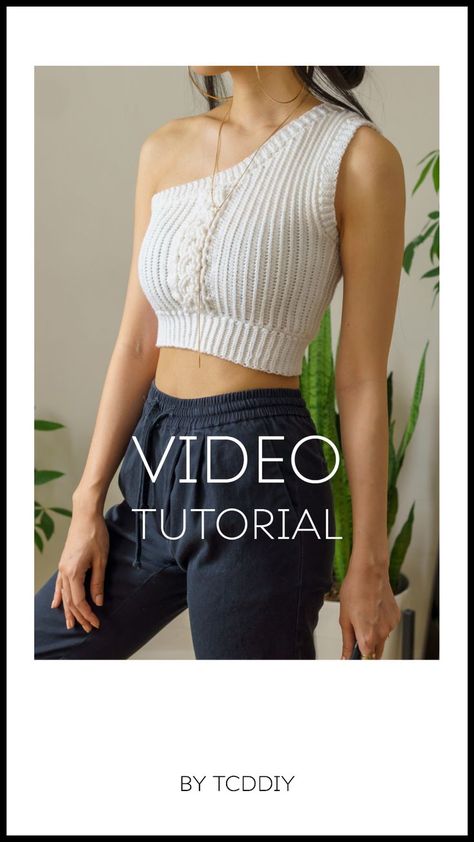 Strap Top Pattern, Diy Crochet Top, Crochet Stitches Guide, Knitting Paterns, Crochet Tops Free Patterns, Crochet Summer Tops, Strap Crop Top, Crochet Fashion Patterns, Granny Square Crochet Pattern