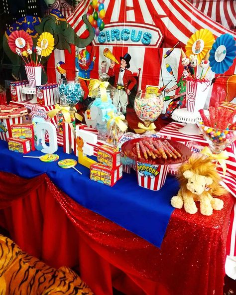 The dessert table at this Circus / Carnival Birthday Party is awesome!! See more party ideas and share yours at CatchMyParty.com #circus #desserttable Circus Theme Candy Table, Carnival Dessert Table Ideas, Circus Candy Table, Carnival Theme Dessert Table, Circus Theme Table Decorations, Circus Dessert Table, Carnival Dessert Table, Circus Themed Birthday Party, Circus Cupcakes