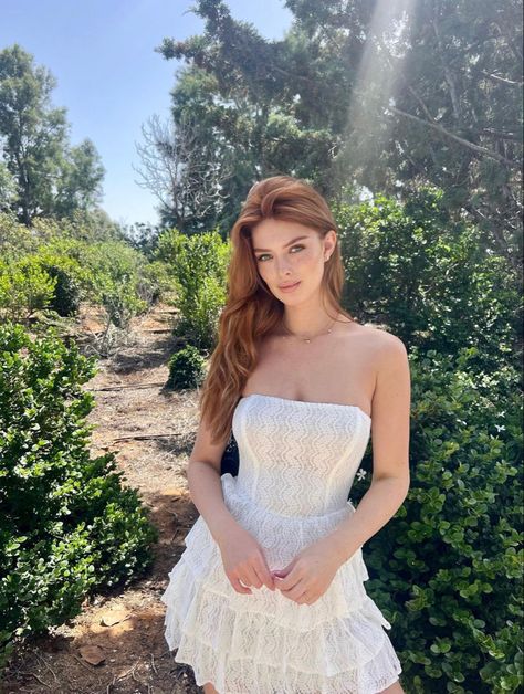 riona griffin | broken vow Eden Polani, Woman Face, Photo Poses, Red Hair, Eden, Makeup Looks, Off Shoulder, Fashion Inspo, Couture