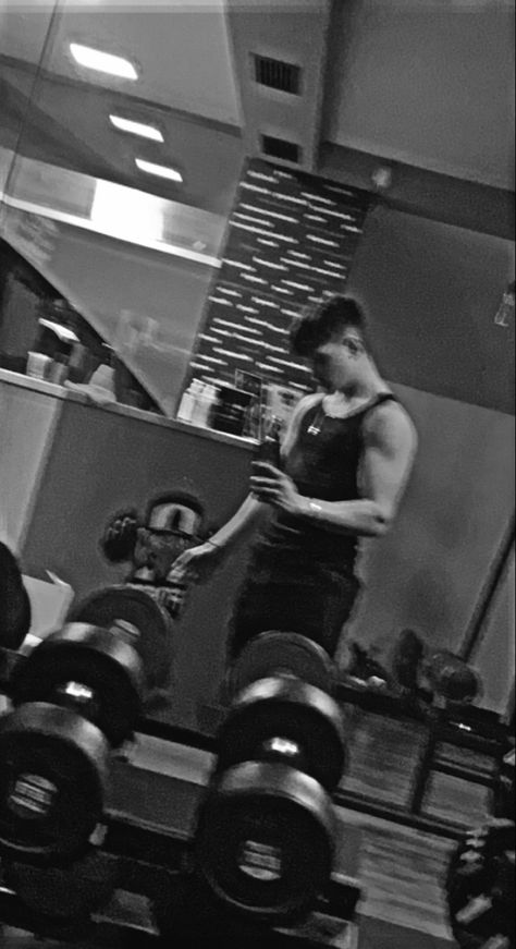 Fake Gym Snap, Gym Fake Story, Gymshark Aesthetic, Gym Snap, Boy Snaps, Gym Pic, Boy Snaps Pic, Gym Photo, Fake Boy