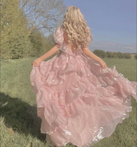 Princess Core Aesthetic, Princess Cottagecore, Matching Prom, Cottagecore Princess, Pink Princess Aesthetic, Princesscore Aesthetic, Cottagecore Pink, Pink Cottagecore, Princess Life