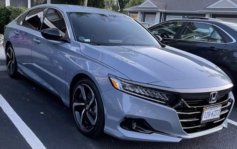 White Honda Accord Sport, Grey Honda Accord, 2022 Honda Accord Sport Sonic Grey, Honda Accord Red Interior, Honda Accord Hybrid 2022, Honda Accord Hybrid, 2018 Honda Accord, Hybrid Cars, Black Car Service