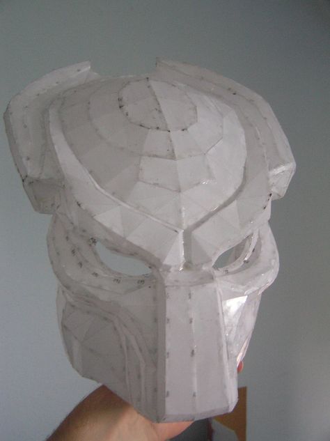 PEPAKURA - Predator 2010 by distressfasirt Marvel Svg, Diy Pencil, Cosplay Armor, Larp Costume, Cool Masks, Cardboard Art, Masks Art, Robot Concept Art, Armor Concept