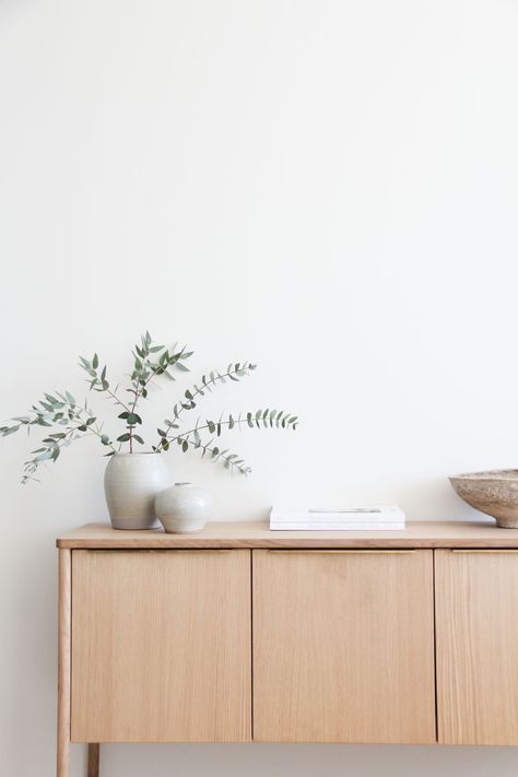 Spring In The Mountains, Seasonal Branches, Interior Minimalista, Japandi Style, Design Magazine, Architecture And Design, Ikea Hacks, 가을 패션, Simple Shapes