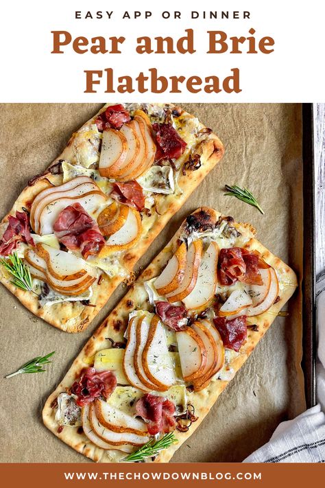 Gallete Recipe, Brie Flatbread, Pear And Brie, Easy Flatbread Recipes, Easy Flatbread, Forget Her, Cheese Flatbread, Flatbread Recipe, Mediterranean Diet Meal Plan