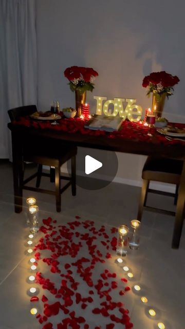 Romantic Bedroom Ideas For Valentines For Him Date Nights, Home Candle Light Dinner, Dinner Date Decoration Romantic, At Home Romantic Dinner Setup, Diy Date Night At Home, Romantic Home Dinner, Romantic Home Dates, Romantic Dinner At Home, Cake Table Birthday