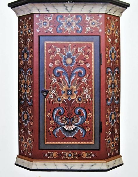 Rosemaling Furniture, Rogaland Rosemaling, Maximalist Interior, Scandinavian Folk Art, Central Europe, Paint Furniture, Furniture Makeover, Decorative Painting, Painted Furniture