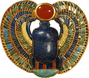 Google Image Result for http://pierotucci.files.wordpress.com/2011/05/winged-scarab.gif%3Fw%3D620 Egiptul Antic, Ancient Egyptian Jewelry, Egyptian Artifacts, Egyptian Scarab, Art Sacre, Body Acne, Valley Of The Kings, Egypt Art, Egyptian History