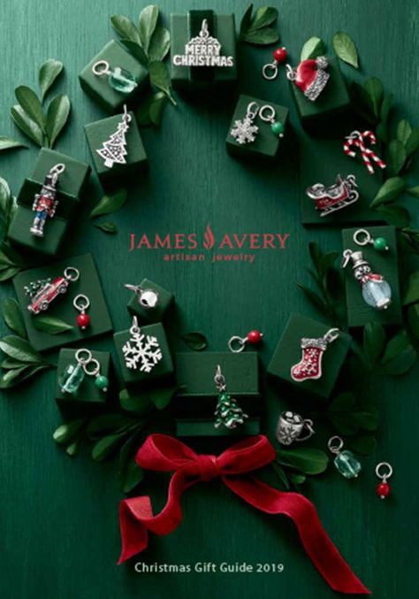 2019 Christmas Christmas Jewellery Creative Ads, Christmas Gift Photoshoot, Jewelry Holiday Campaign, Christmas Jewelry Ads, Christmas Jewellery Photoshoot, Christmas Jewelry Shoot, Christmas Jewelry Campaign, Jewelry Christmas Photography, Christmas Jewellery Photography