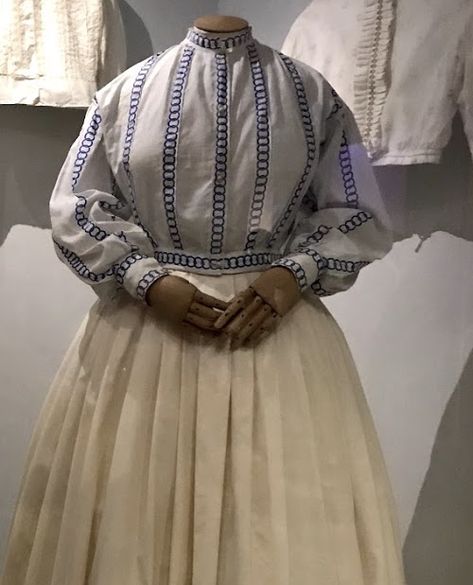 1860s Skirt, Garibaldi Blouse, Little Women Costumes, Women Closet, 1860s Fashion, Hair References, Women Costume, Western Clothing, Skirt And Blouse