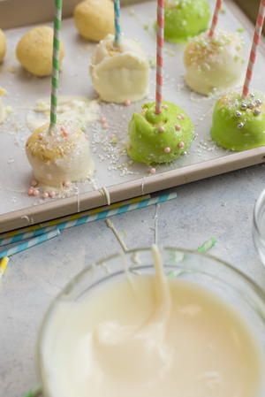 How to Make Cake Balls | RecipeLion.com Cake Balls From Leftover Cake, Cake Ball Recipe, Cake Ball Recipes, Slow Cooker Times, Cake Ball, Cake Pop Sticks, Creative Recipes, Leftover Cake, Cake Mixture