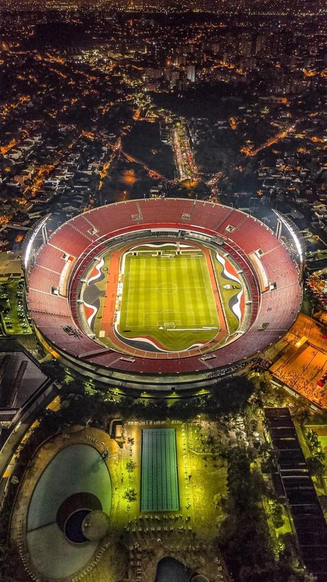 Brasil, estádio Cícero Pompeu de Toledo - Morumbi, São Paulo, SPFC Brazil Home, Brazil Culture, Soccer Stadium, Family Vacation Destinations, City Landscape, Football Wallpaper, Free Running, Sport Poster, Night City