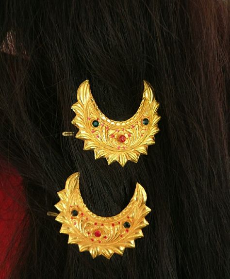 Nepali Gold Jewellery, Nepali Ornaments, Nepali Jewelry Gold, Limbu Culture, Girly Jewellery, Nepalese Jewelry, Jewel Makeup, Nepal Jewelry, Nepali Jewelry