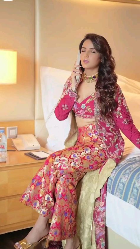 Lehengas For Wedding, Sangeet Function, Aisha Rao, Indian Dress Up, Sangeet Outfit, Trendy Outfits Indian, Latest Model Blouse Designs, Fashionable Saree Blouse Designs, A Fashion Designer