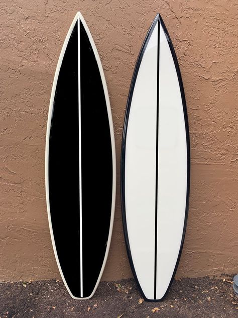 Decorative Black and White Surfboard Wall Art / Modern Art / | Etsy Chanel Wall Decor, Decorative Surfboard, Surfboard Painting, Surf Aesthetic, Surfboard Decor, Wooden Surfboard, Modern Coastal Decor, Surfboard Wall Art, Custom Surfboards